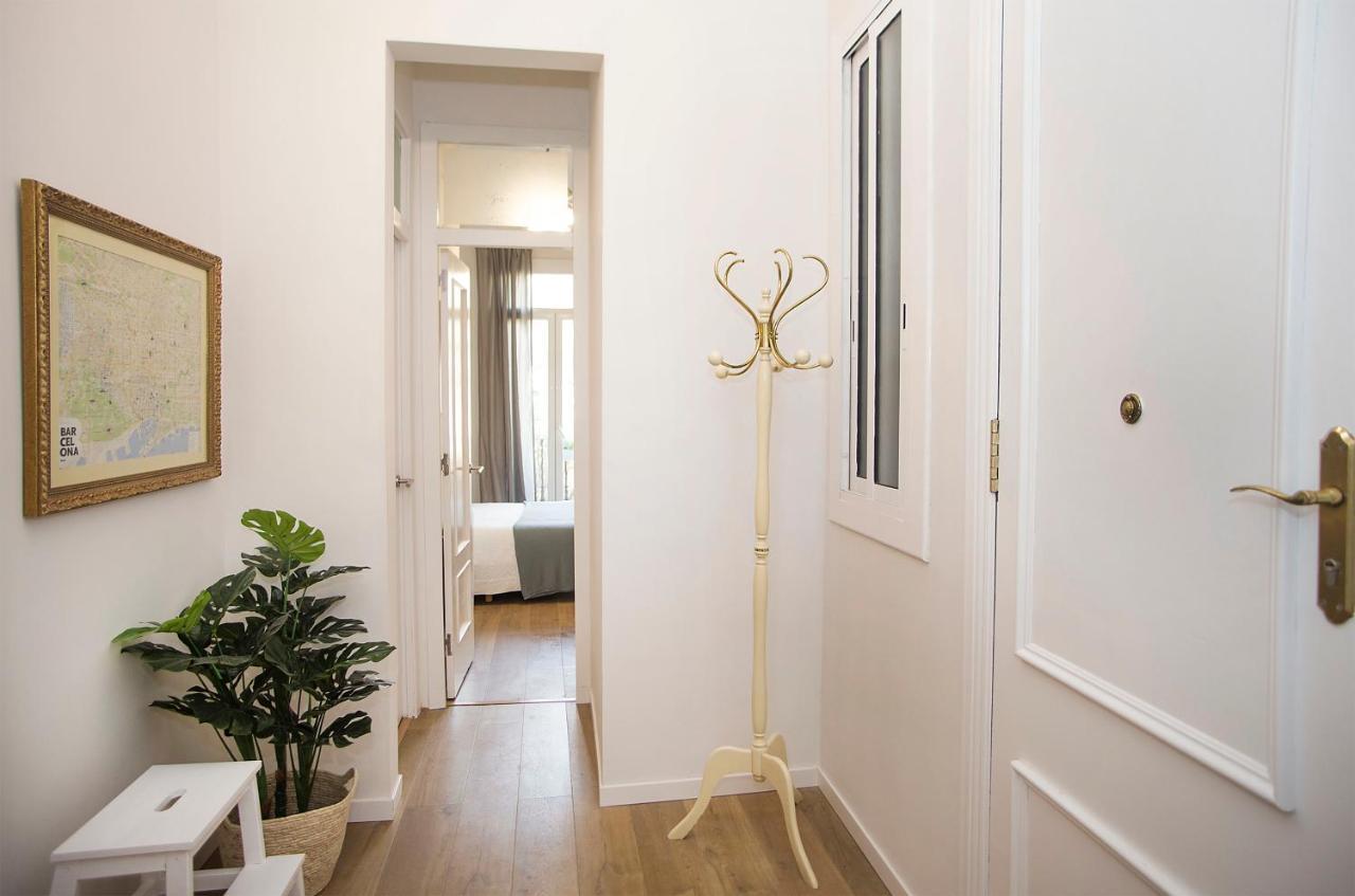 Mai & Maud Ronda Apartment Барселона Екстериор снимка