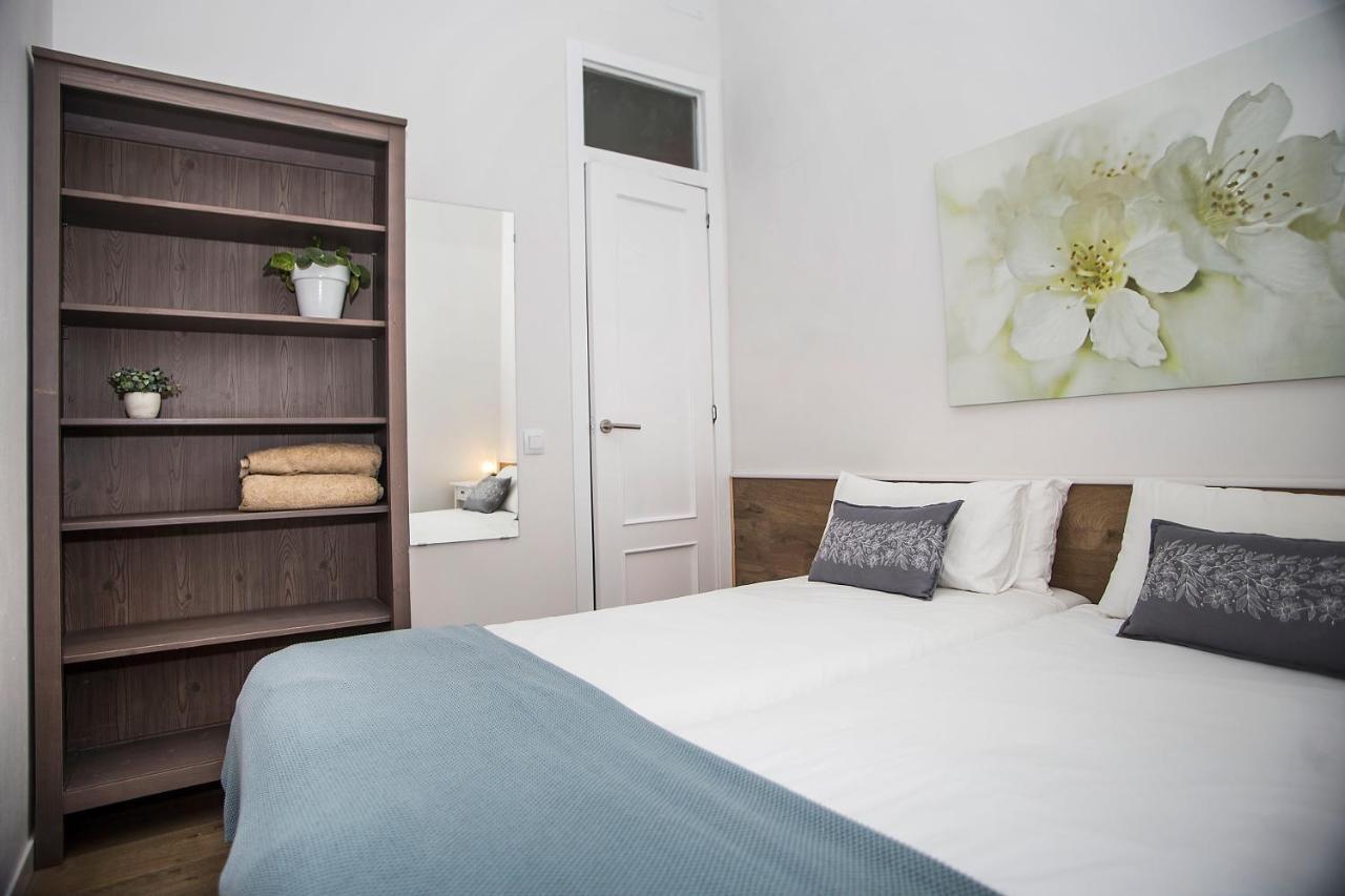 Mai & Maud Ronda Apartment Барселона Екстериор снимка