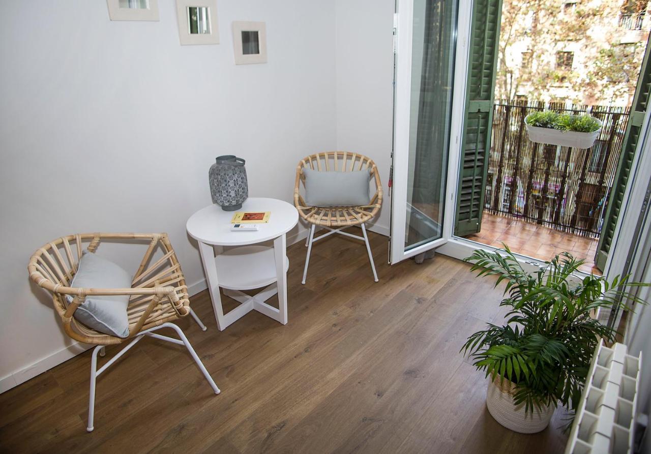 Mai & Maud Ronda Apartment Барселона Екстериор снимка